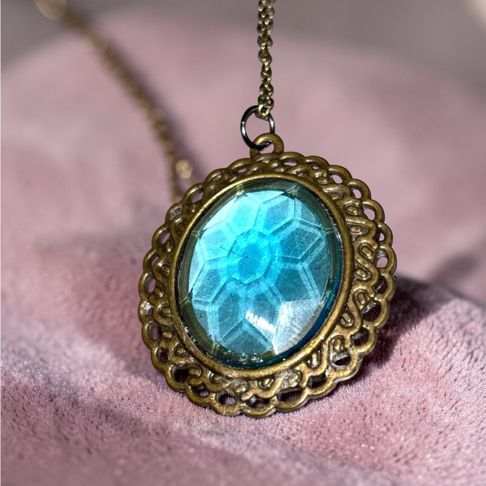 Vintage-Style Bronze Frame Pendant with Aqua Blue untested Glass - Picture 3 of 4